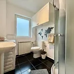 4-clucerului Boutique *