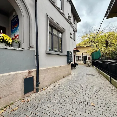 4-clucerului Boutique *