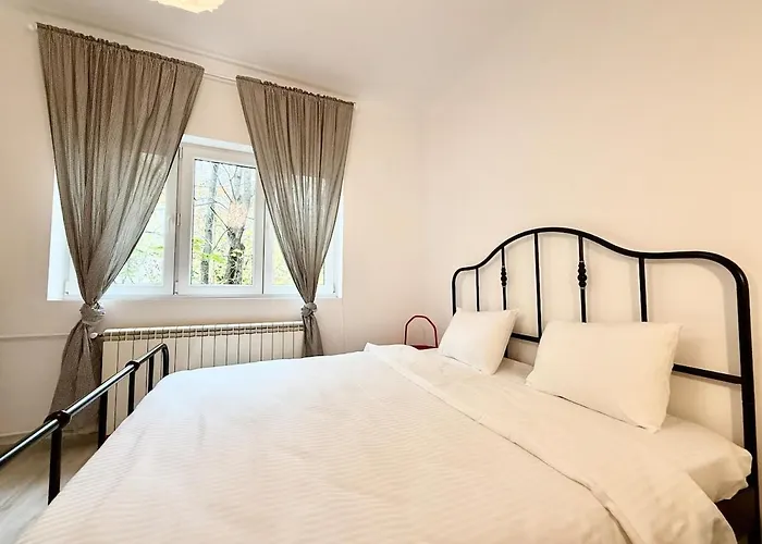 4-clucerului Boutique